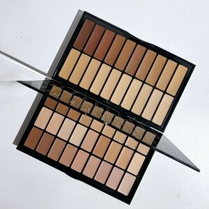 Bobbi Brown BBU Pro Face Palette New LE